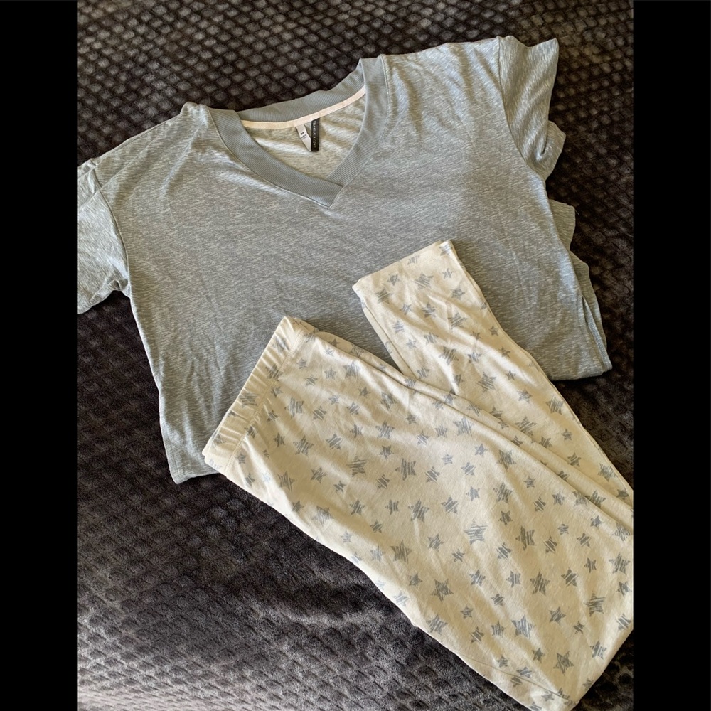 NWOT Jaclyn Intimates 2 piece pajama set M